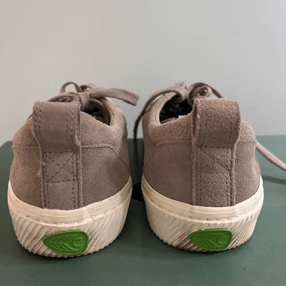 Cariuma low OCA suede sneakers in cloud grey women’s 7 / 7.5 - Picture 5 of 10